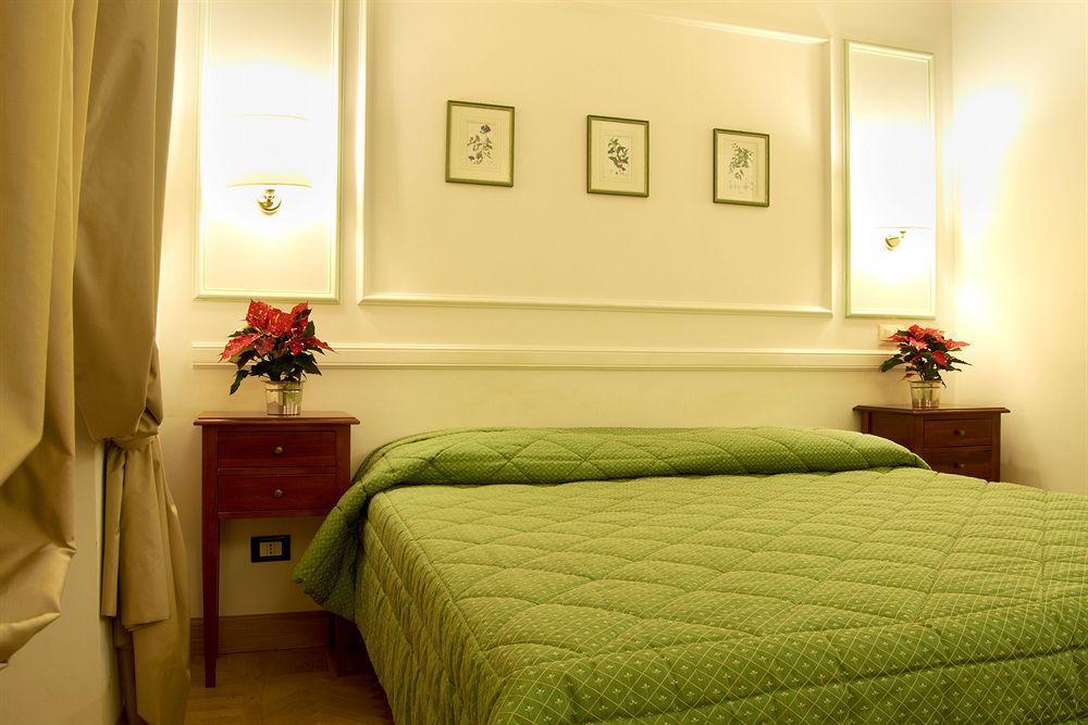 Domus Mazzini Bed and Breakfast Roma Esterno foto