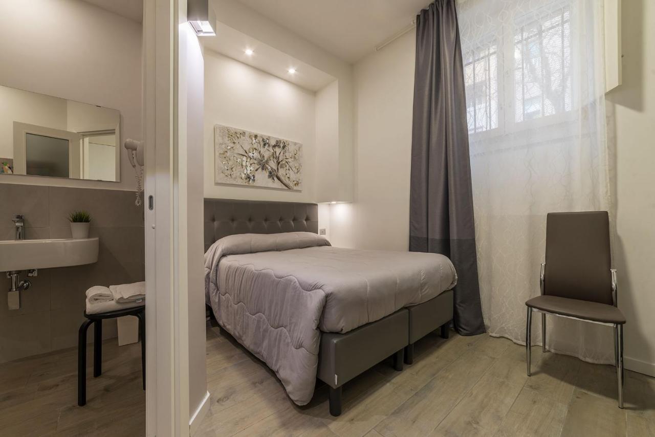 Domus Mazzini Bed and Breakfast Roma Esterno foto